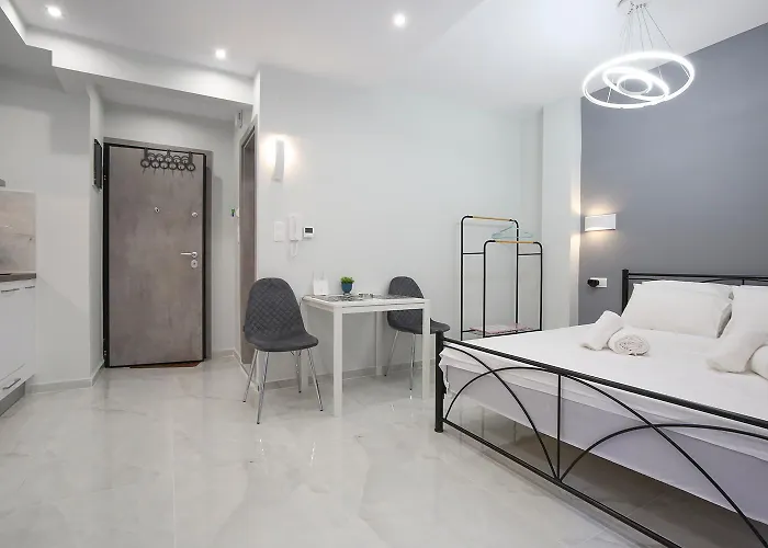 #ioanna Roomore 1